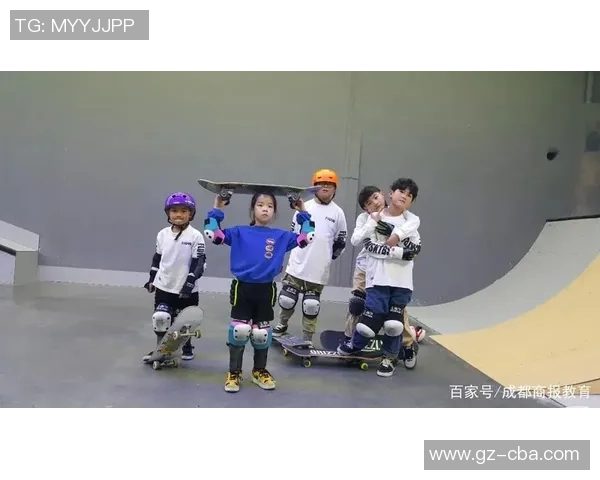 成都飞盘队在滑板精英赛中的奋勇拼搏与突破成就全景回顾